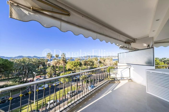 Image No.3-3 Bed Apartment for sale