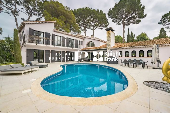 Image No.1-4 Bed House for sale
