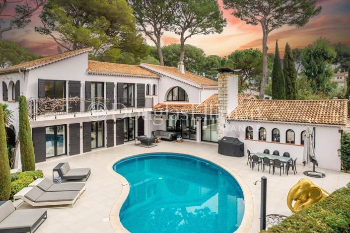 Image No.2-4 Bed House for sale