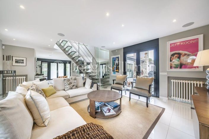 Image No.7-4 Bed House for sale