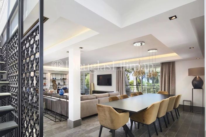 Image No.21-5 Bed House for sale