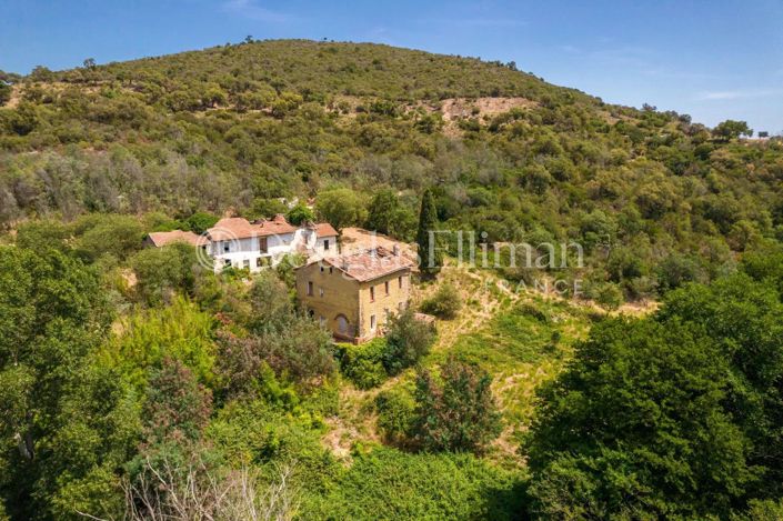 Image No.4-10 Bed House for sale