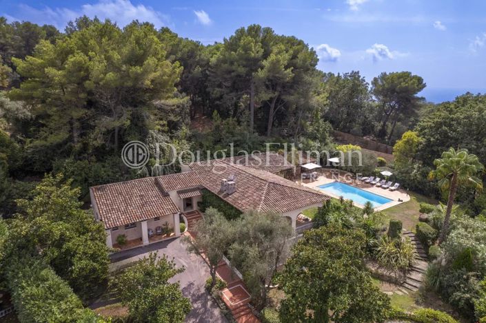 Image No.9-4 Bed House for sale