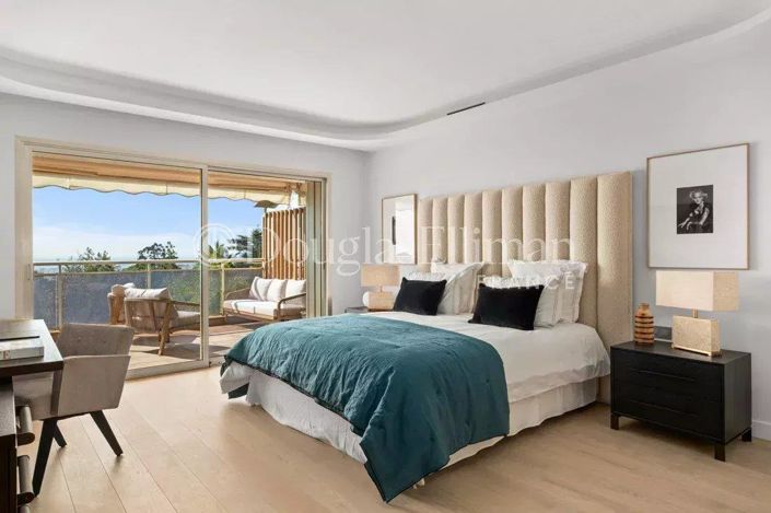 Image No.8-4 Bed Apartment for sale