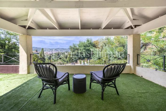 Image No.10-3 Bed House for sale