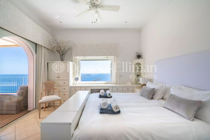 Image No.11-4 Bed House for sale