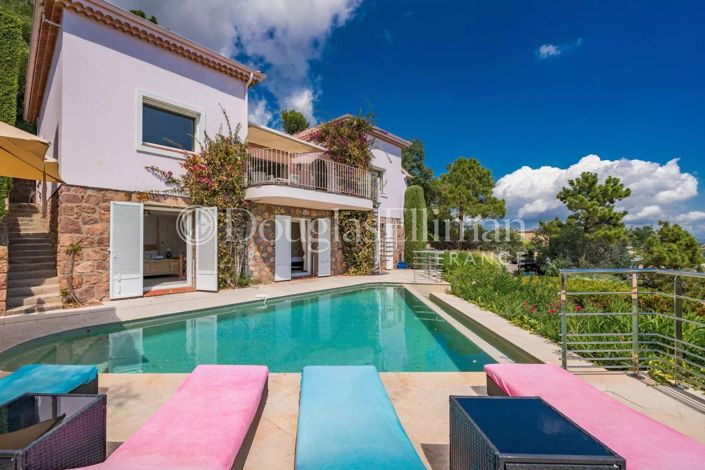 Image No.4-4 Bed House for sale