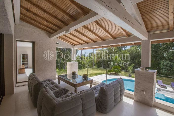 Image No.3-5 Bed House for sale