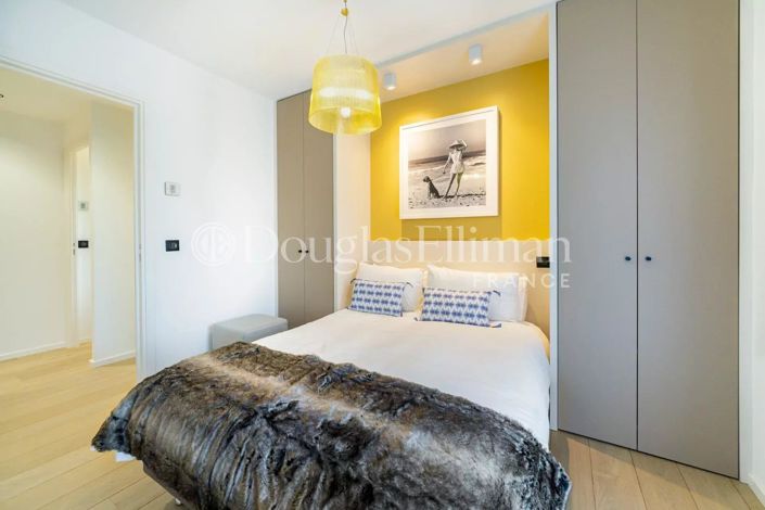 Image No.11-5 Bed Apartment for sale