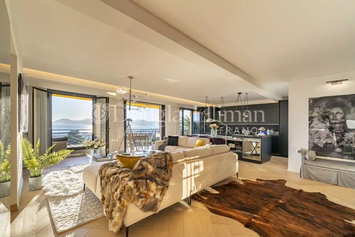 Image No.6-5 Bed Apartment for sale