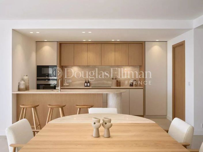 Image No.6-3 Bed Apartment for sale