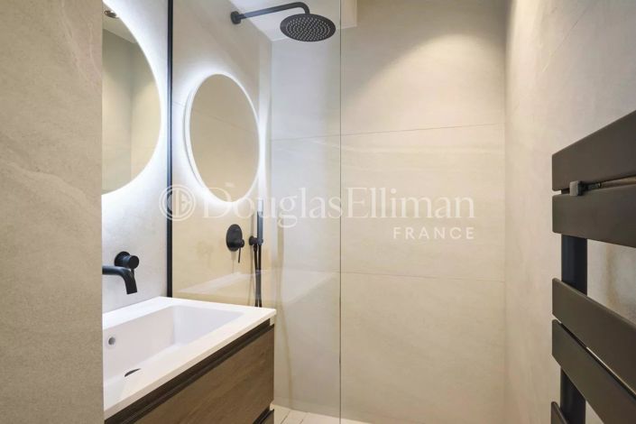 Image No.9-3 Bed Apartment for sale