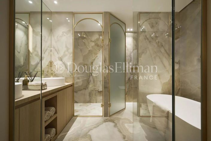 Image No.7-3 Bed Apartment for sale