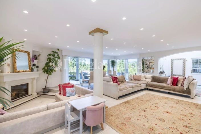 Image No.4-7 Bed House for sale