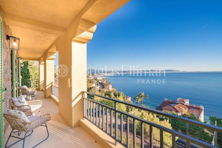 Image No.5-7 Bed House for sale