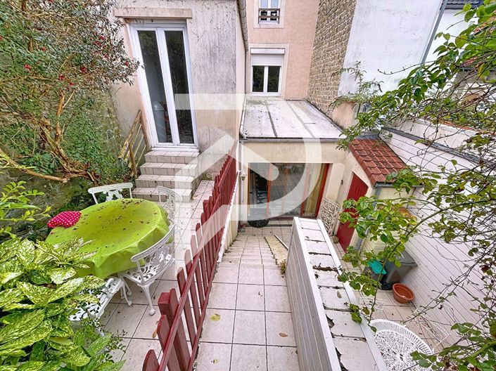 Image No.4-5 Bed House for sale