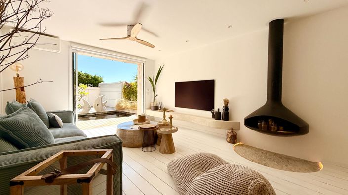 Image No.1-2 Bed House for sale