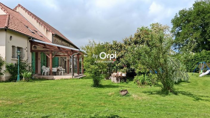 Image No.4-4 Bed House for sale