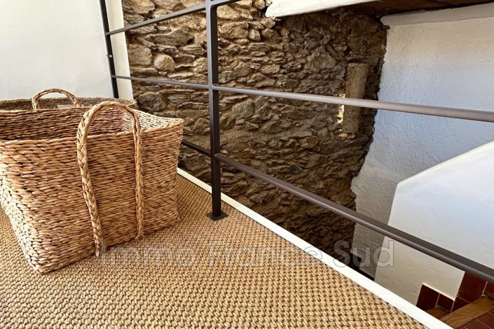 Image No.12-3 Bed House for sale