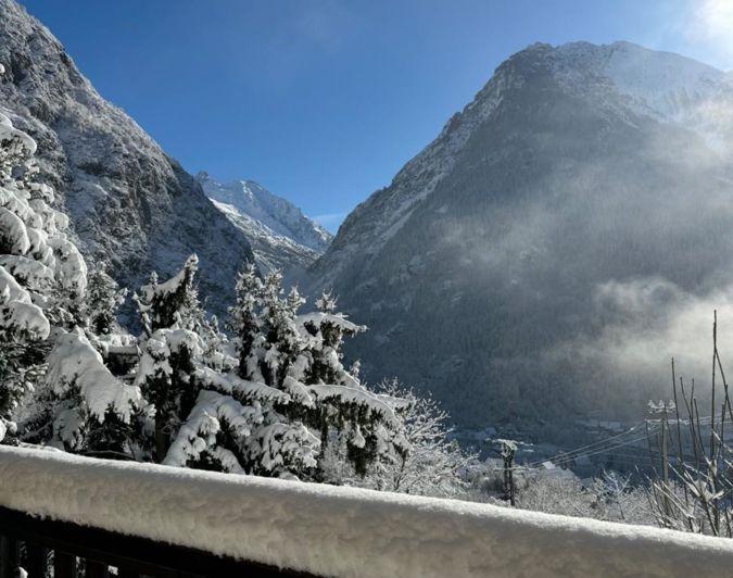 Image No.7-5 Bed House for sale