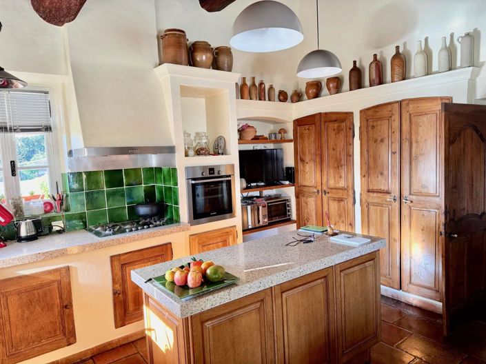 Image No.8-2 Bed House for sale