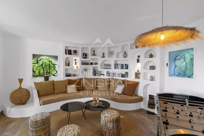 Image No.4-5 Bed House for sale