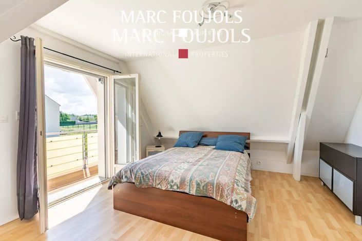 Image No.12-7 Bed House for sale