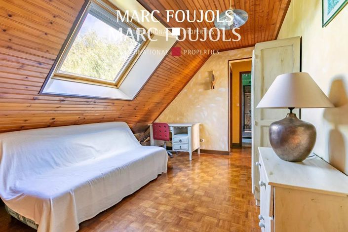 Image No.19-7 Bed House for sale