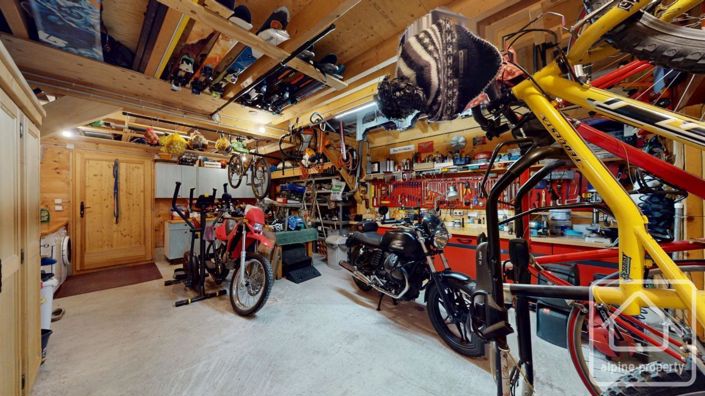 Image No.25-2 Bed Property for sale