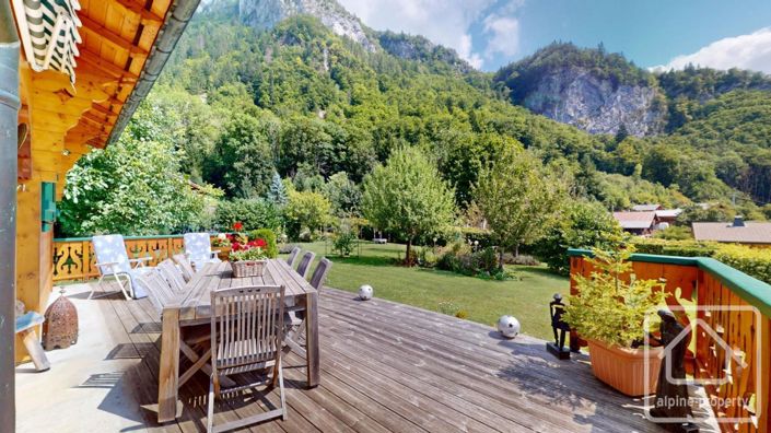 Image No.33-2 Bed Property for sale