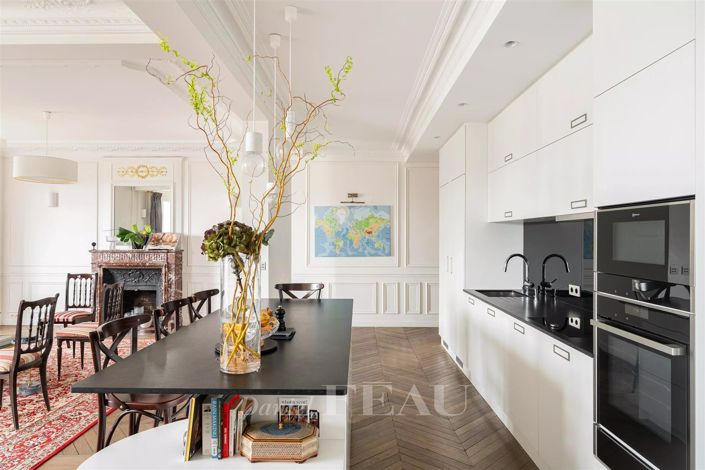 Image No.11-3 Bed Apartment for sale