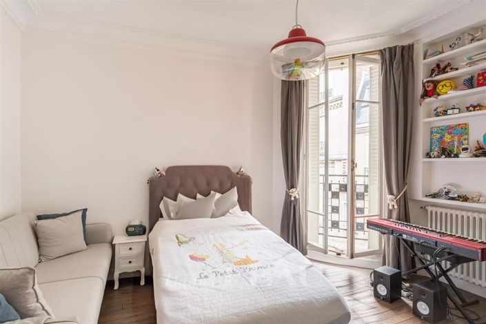 Image No.15-3 Bed Apartment for sale