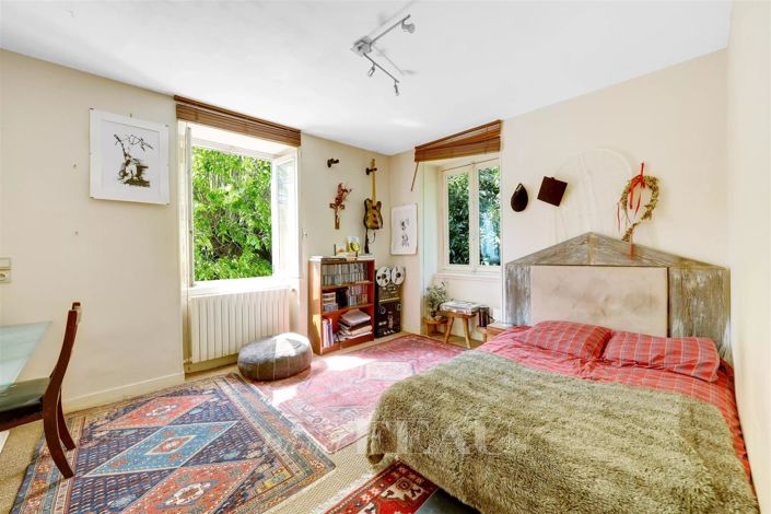 Image No.12-7 Bed House for sale