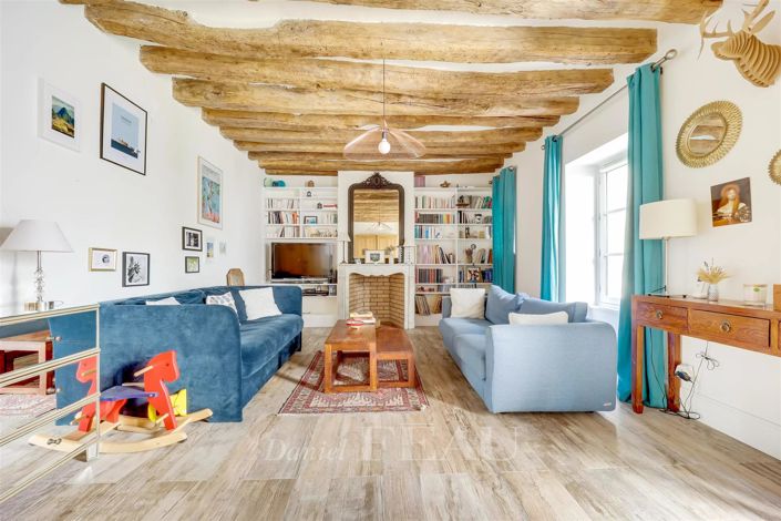 Image No.2-3 Bed House for sale