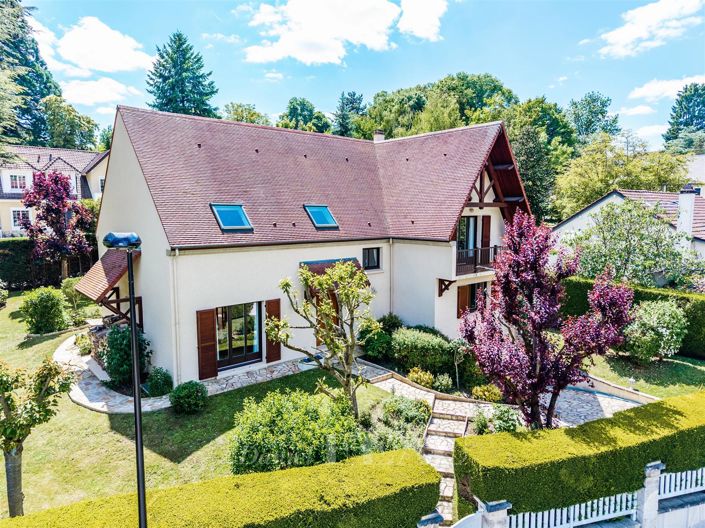 Image No.2-5 Bed House for sale