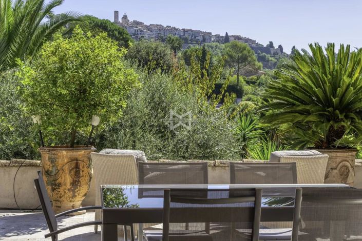 Image No.2-5 Bed House for sale