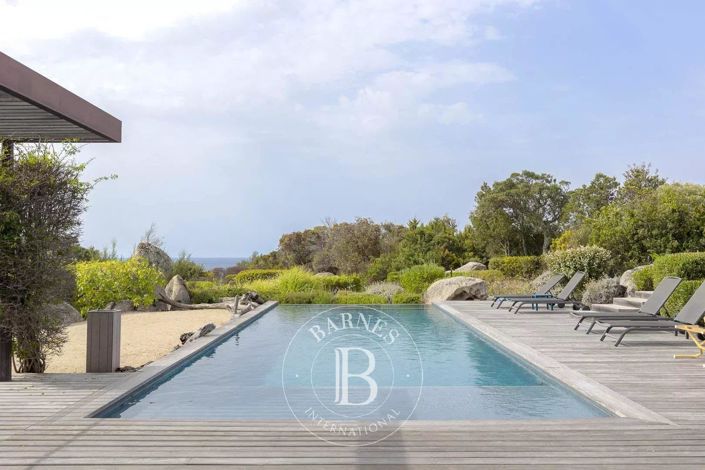 Image No.3-5 Bed House for sale