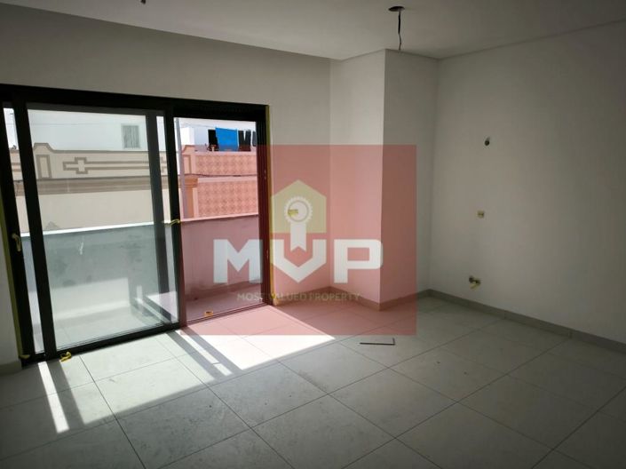 Image No.11-3 Bed House for sale