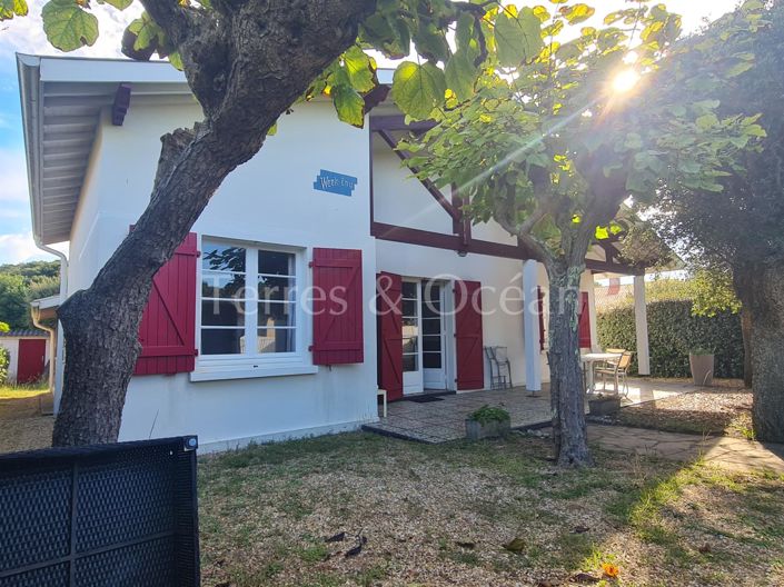 Image No.1-5 Bed House for sale