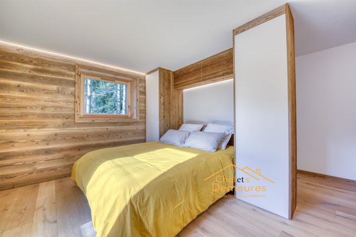 Image No.10-7 Bed House for sale