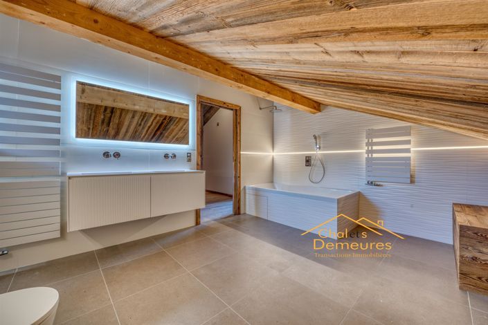 Image No.6-7 Bed House for sale