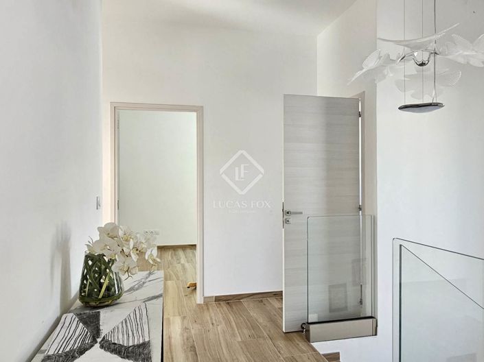 Image No.11-5 Bed House for sale