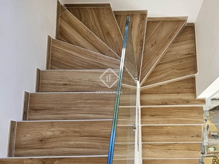 Image No.19-5 Bed House for sale