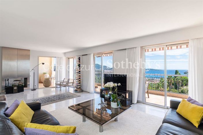 Image No.1-3 Bed Apartment for sale