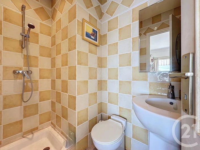 Image No.11-3 Bed Apartment for sale