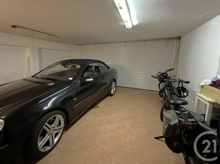 Image No.13-3 Bed Apartment for sale