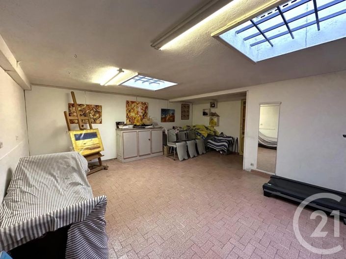 Image No.14-3 Bed Apartment for sale