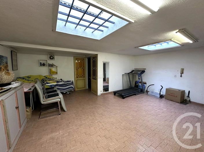 Image No.15-3 Bed Apartment for sale