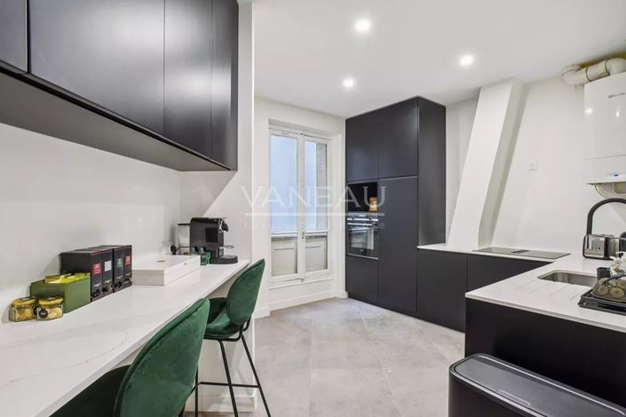 Image No.12-3 Bed Apartment for sale