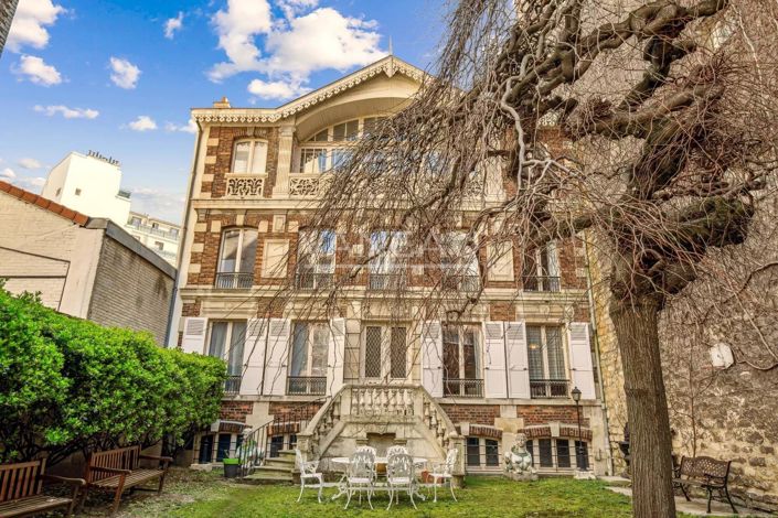 Image No.1-5 Bed House for sale